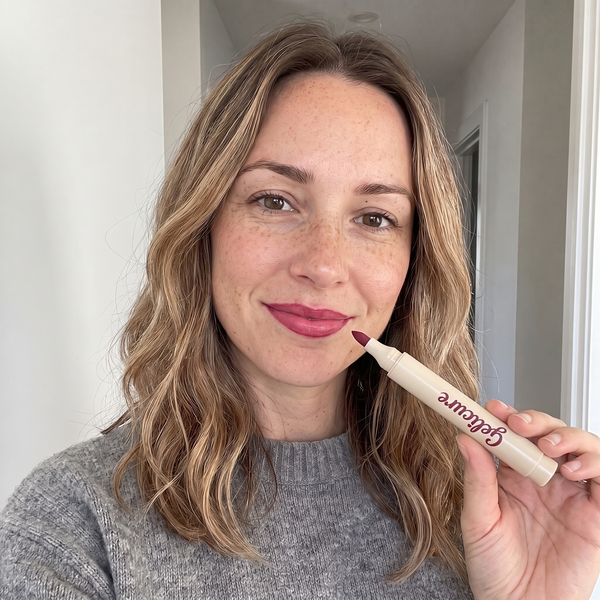 Selfie with the Gelicure lip pen